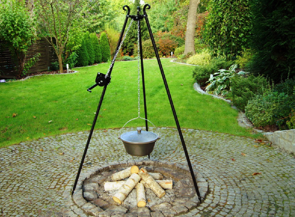 Cast iron Cauldron 11L with Solid Tripod - tandoor-adventures.uk